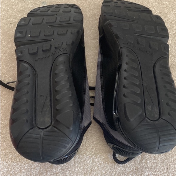 Mens Airmax 1090 black - Picture 2 of 3